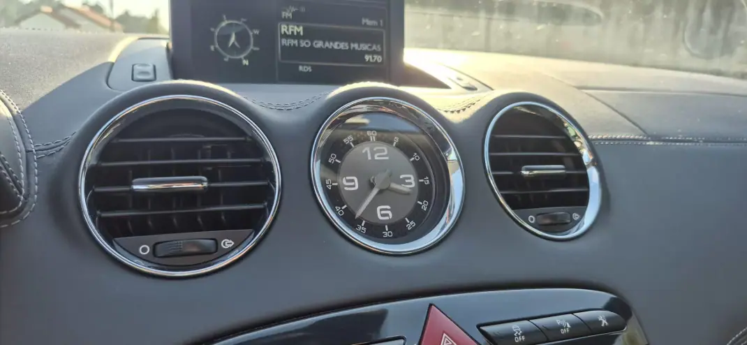 Peugeot RCZ 2014 - 15750 EUR, 213000 km - AUTO.MOTO.pt - 213000km - foto 24 de 31