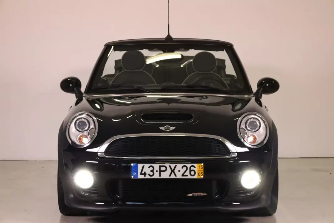MINI John Cooper Works 2015 - 22950 EUR, 65169 km - AUTO.MOTO.pt - 65169km - foto 2 de 50