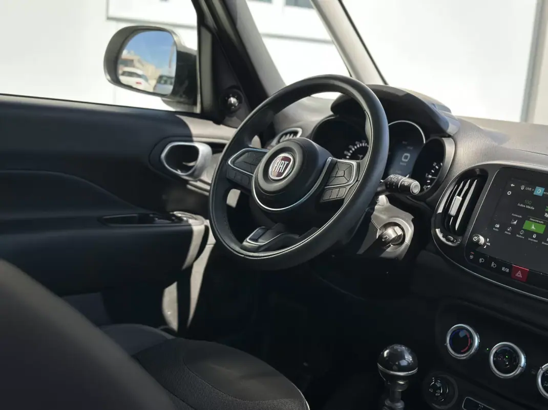 Fiat 500L 2018 - 10990 EUR, 80000 km - 80000km - foto 41 de 48