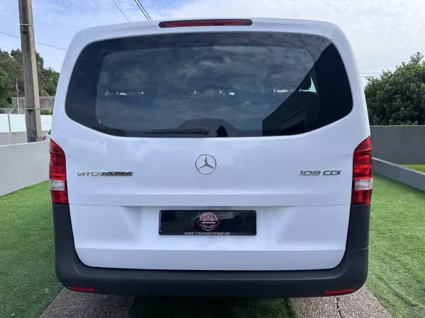 Mercedes-Benz Vito Tourer 2018 - 24900 EUR, 175000 km - AUTO.MOTO.pt - 175000km - foto 10 de 49