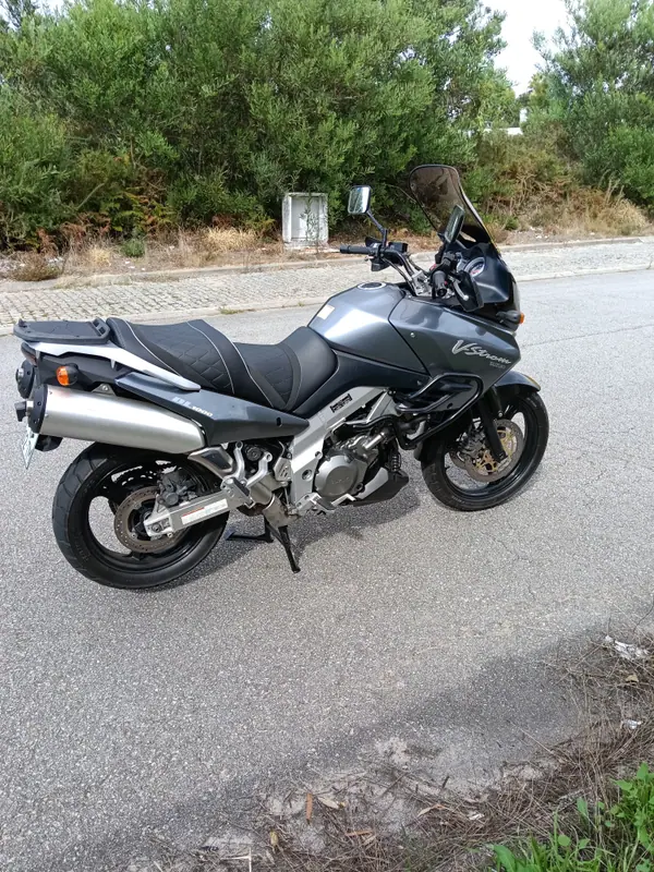 Suzuki V-Strom 1000 2002 — foto 2 de 10
