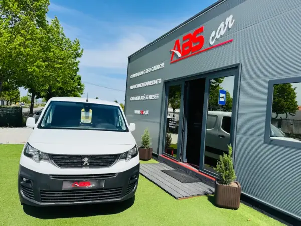 Peugeot FlexCab BlueHDi 100 L2 EHZ S&S Pro 2021 - 16000 EUR, 140000 km - 140000km - foto 3 de 22