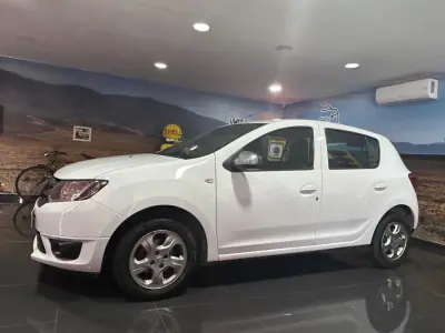 Dacia Sandero 2015 - 8500 EUR, 58577 km - 58577km - foto 2 de 19