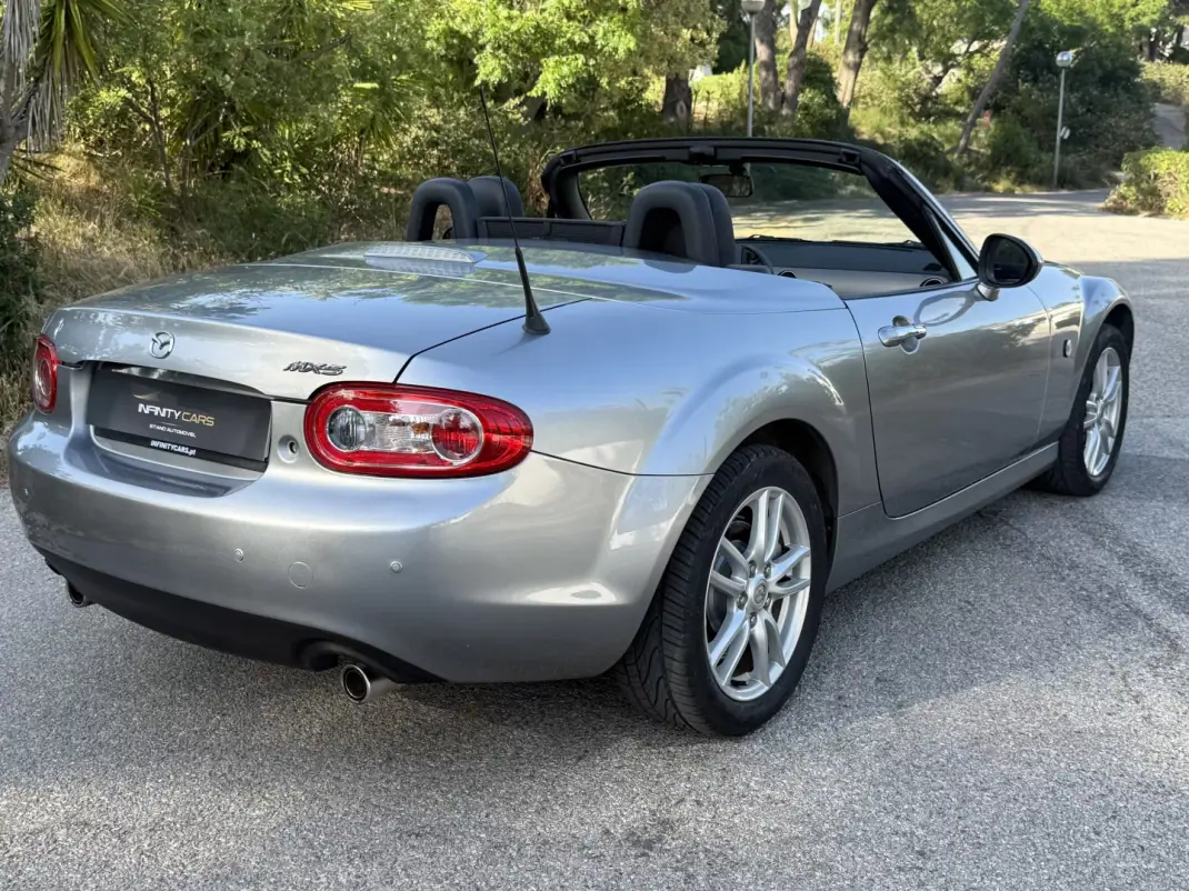 Mazda MX-5 2013 - 14699 EUR, 60000 km - AUTO.MOTO.pt - 60000km - foto 11 de 19