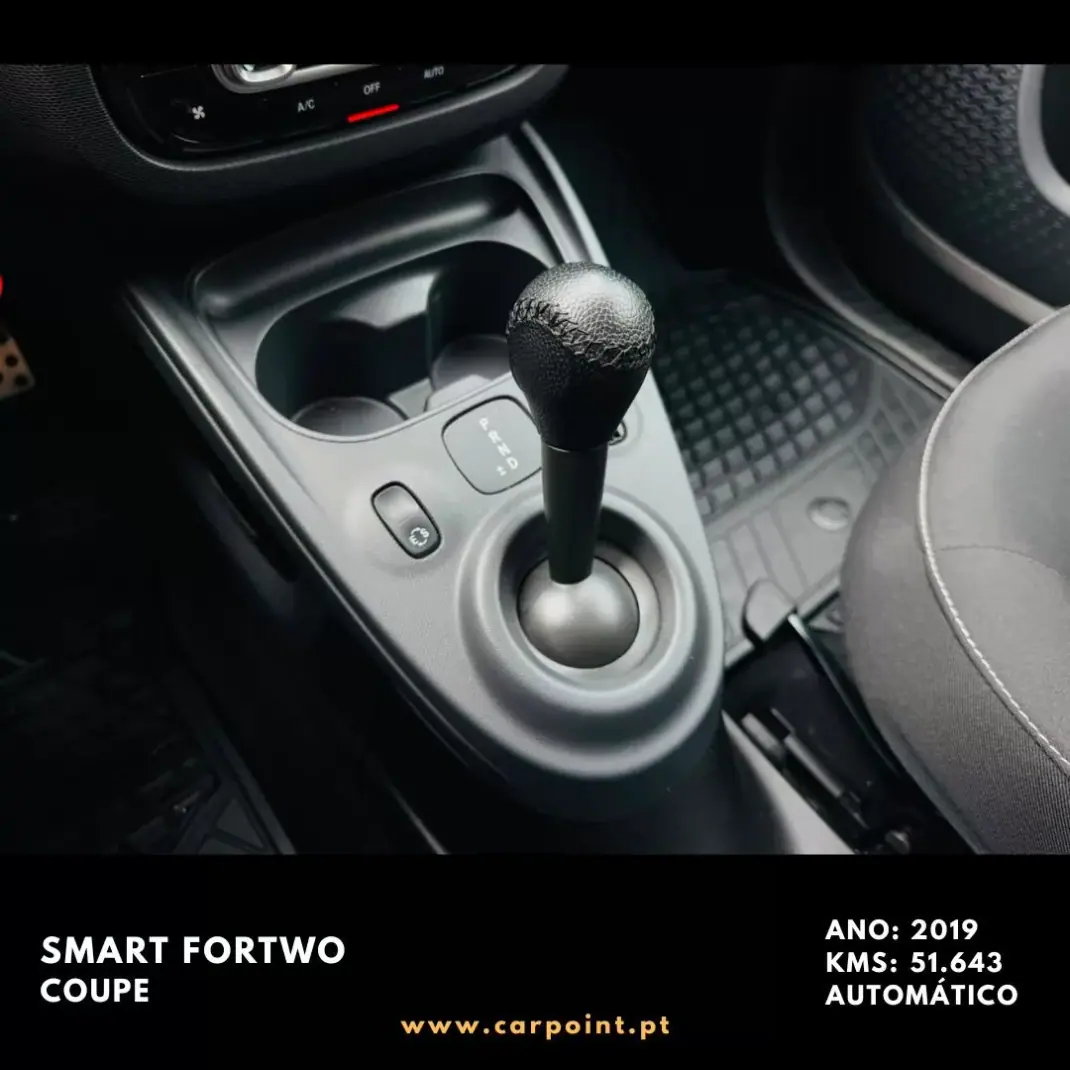 Smart ForTwo Coupé 2019 - 16750 EUR, 51643 km - AUTO.MOTO.pt - 51643km - foto 8 de 10