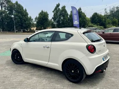 Alfa Romeo MiTo 2011 - 8990 EUR, 178000 km - AUTO.MOTO.pt - 178000km - foto 3 de 11