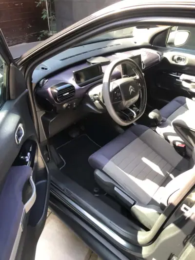 Citroën C4 Cactus 2014 - 9900 EUR, 167000 km - 167000km - foto 9 de 21