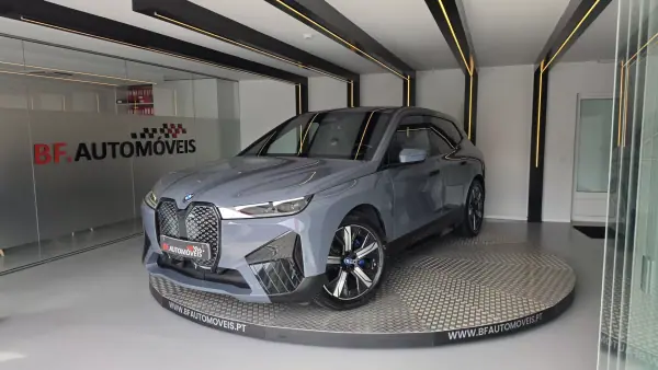 BMW iX xDrive 40 Pack Desportivo 2022 Electric