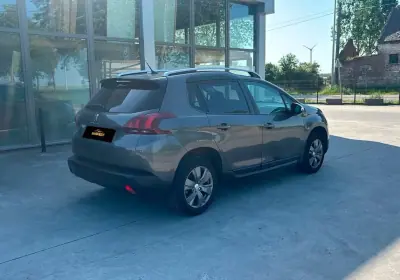Peugeot 2008 2018 - 9750 EUR, 85023 km - AUTO.MOTO.pt - 85023km - foto 3 de 9