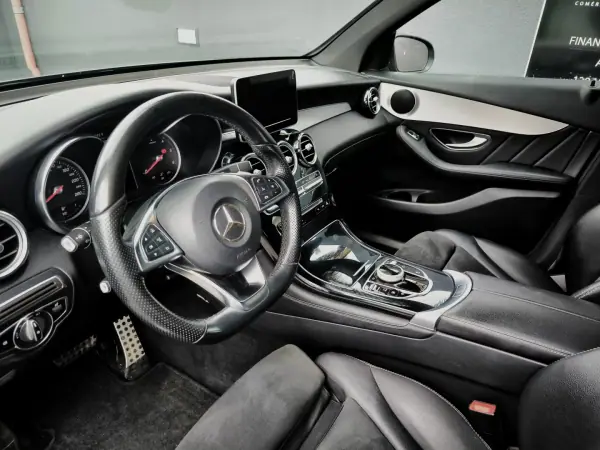 Mercedes-Benz GLC 250 2017 - 31950 EUR, 113000 km - AUTO.MOTO.pt - 113000km - foto 19 de 37