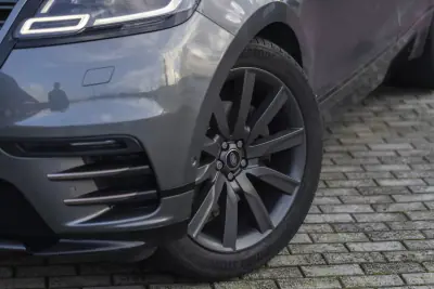 Land Rover Range Rover Velar 2017 - 39900 EUR, 175180 km - AUTO.MOTO.pt - 175180km - foto 9 de 36