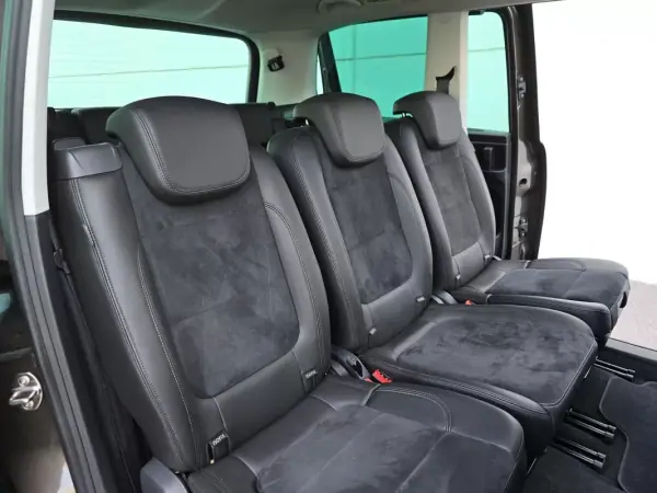 Volkswagen Sharan 2019 - 29700 EUR, 115600 km - AUTO.MOTO.pt - 115600km - foto 33 de 52