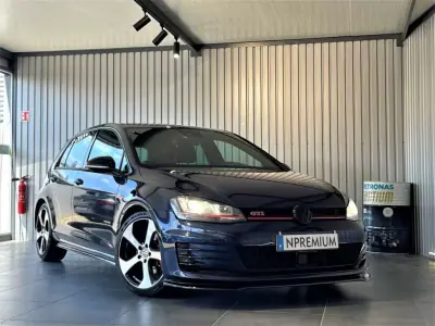 Volkswagen Golf 2015 - 24990 EUR, 162000 km - AUTO.MOTO.pt - 162000km - foto 26 de 58