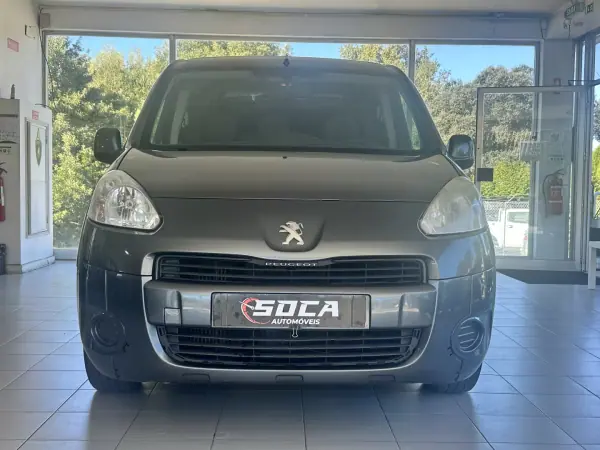 Peugeot Partner 2014 — foto 2 de 18
