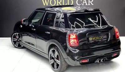 MINI Cooper 2015 - 15990 EUR, 184130 km - AUTO.MOTO.pt - 184130km - foto 10 de 39