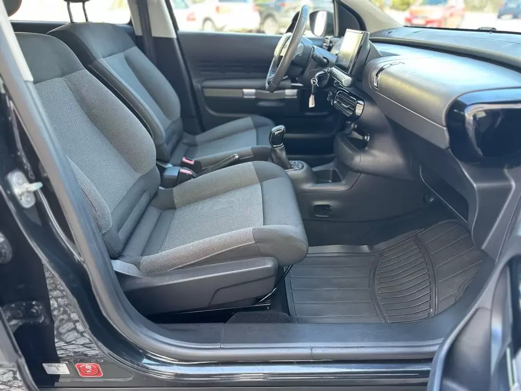 Citroën C4 Cactus 2018 - 9870 EUR, 89500 km - AUTO.MOTO.pt - 89500km - foto 28 de 47