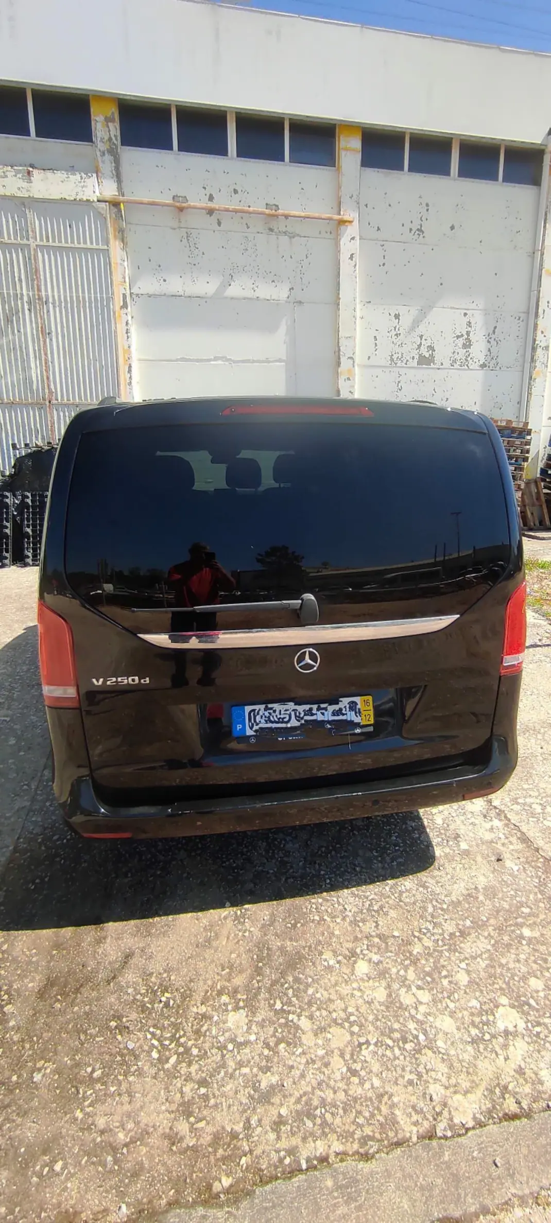 Mercedes-Benz V 250 2016 - 20350 EUR, 360000 km - AUTO.MOTO.pt - 360000km - foto 3 de 14