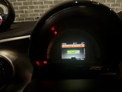 Smart ForFour 2018 - 11990 EUR, 58000 km - AUTO.MOTO.pt - 58000km - foto 11 de 18