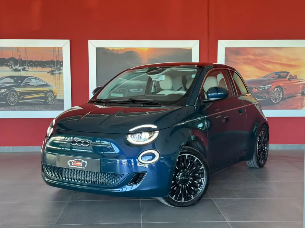 Fiat 500e 2022 - 20990 EUR, 11352 km - 11352km - foto 2 de 23