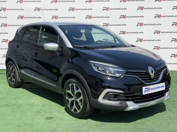 Renault Captur 2018 - 12990 EUR, 113813 km - AUTO.MOTO.pt - 113813km - foto 4 de 20