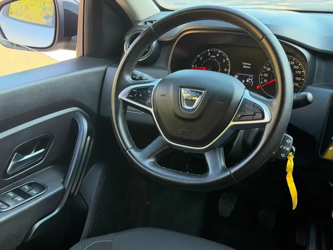Dacia Duster 2021 - 16900 EUR, 163172 km - 163172km - foto 4 de 23