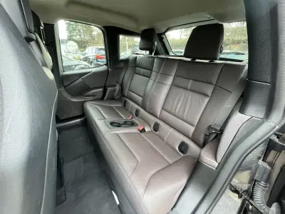 BMW i3 2020 - 19900 EUR, 155000 km - AUTO.MOTO.pt - 155000km - foto 13 de 35