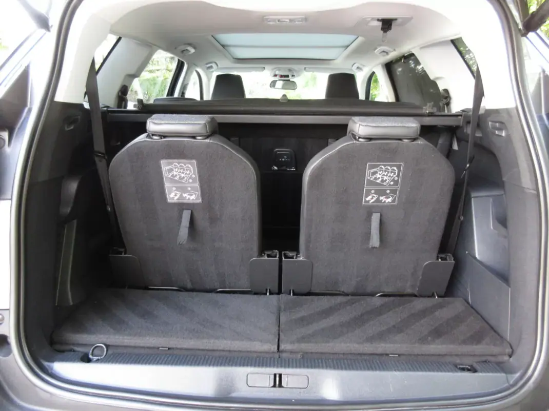 Peugeot 5008 2017 - 20490 EUR, 161000 km - AUTO.MOTO.pt - 161000km - foto 35 de 57