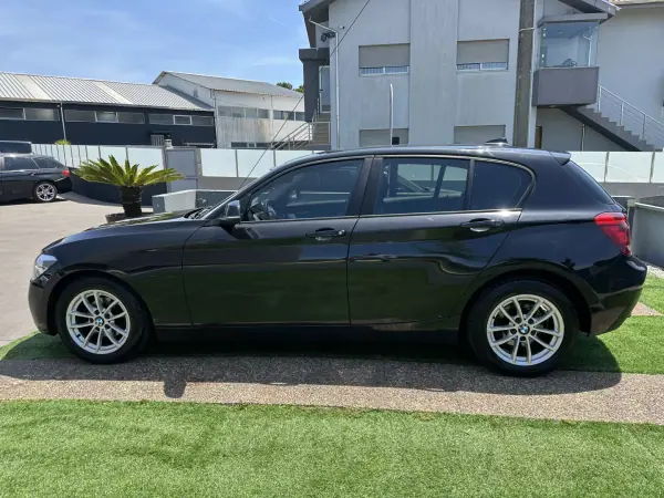 BMW 116 2012 - 10900 EUR, 245000 km - AUTO.MOTO.pt - 245000km - foto 16 de 51