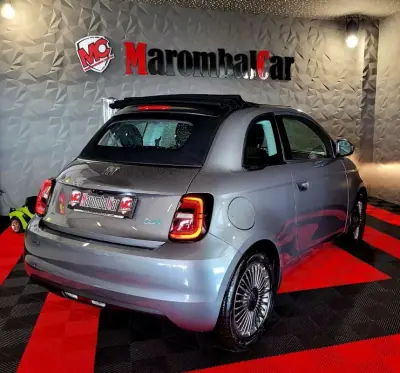 Fiat 500e C 2022 - 28990 EUR, 7468 km - AUTO.MOTO.pt - 7468km - foto 9 de 54