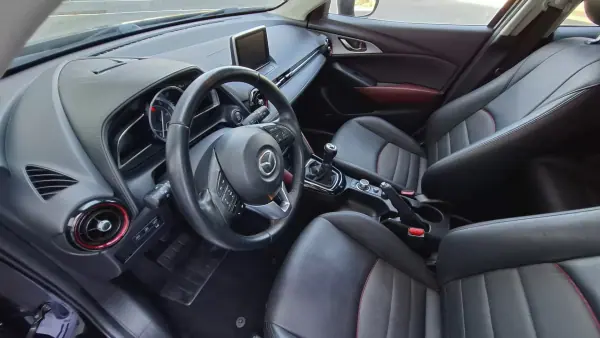 Mazda CX-3 2016 - 12950 EUR, 159300 km - AUTO.MOTO.pt - 159300km - foto 9 de 27