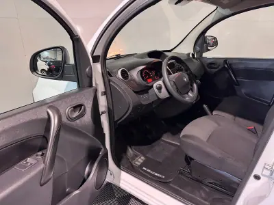 Renault KANGOO MAXI 1.5 DCI BUSINESS S/S 2020 - 13750 EUR, 151000 km - AUTO.MOTO.pt - 151000km - foto 26 de 33