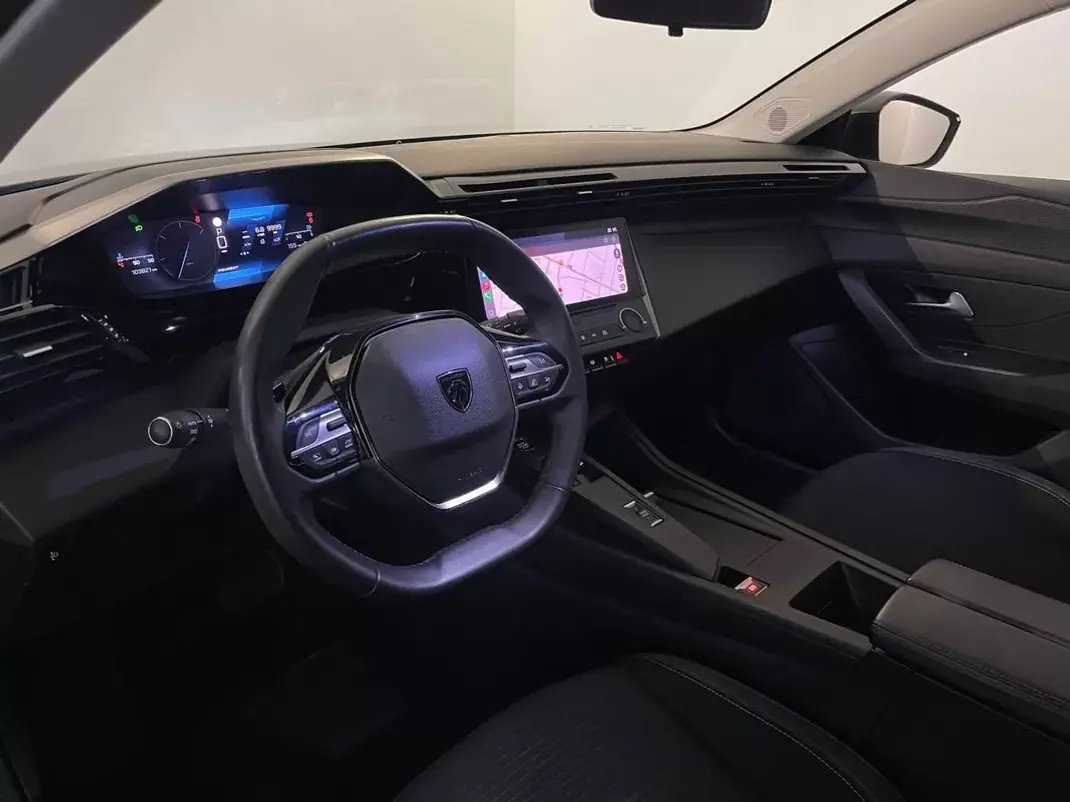 Peugeot 308 SW 2022 - 16950 EUR, 103000 km - AUTO.MOTO.pt - 103000km - foto 11 de 31