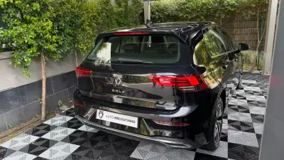 Volkswagen Golf 2021 - 21500 EUR, 96839 km - AUTO.MOTO.pt - 96839km - foto 7 de 38