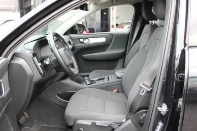 Volvo XC 40 2021 - 24500 EUR, 136304 km - AUTO.MOTO.pt - 136304km - foto 9 de 21