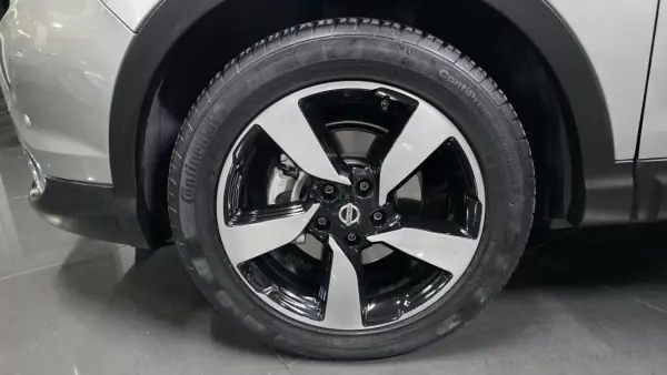 Nissan Qashqai 2015 - 17990 EUR, 157000 km - AUTO.MOTO.pt - 157000km - foto 21 de 24