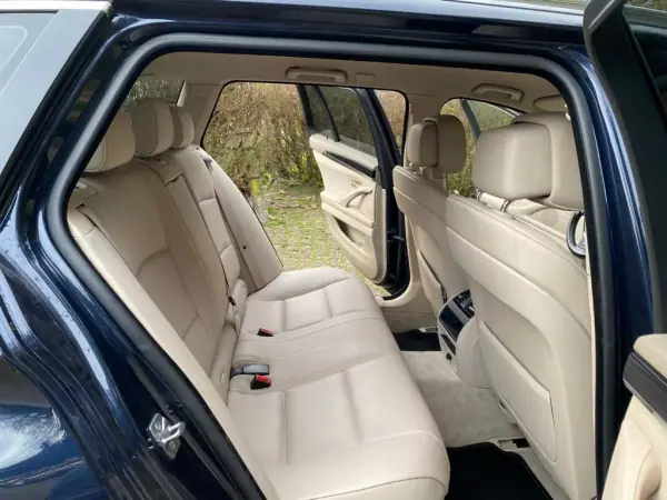 BMW 520 2011 - 14990 EUR, 250000 km - AUTO.MOTO.pt - 250000km - foto 11 de 28