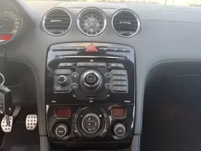 Peugeot RCZ 2012 - 14750 EUR, 145700 km - 145700km - foto 14 de 30