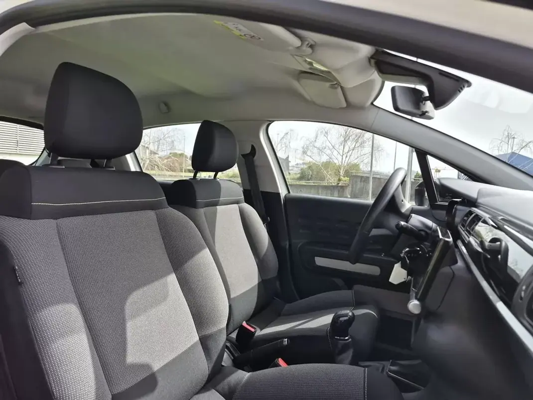 Citroën C3 2018 - 9990 EUR, 98339 km - AUTO.MOTO.pt - 98339km - foto 12 de 34