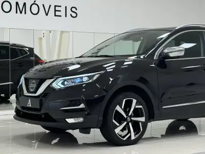 Nissan Qashqai 2017 - 16890 EUR, 117000 km - AUTO.MOTO.pt - 117000km - foto 3 de 40