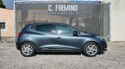 Renault Clio 2018 - 12250 EUR, 45634 km - AUTO.MOTO.pt - 45634km - foto 4 de 24
