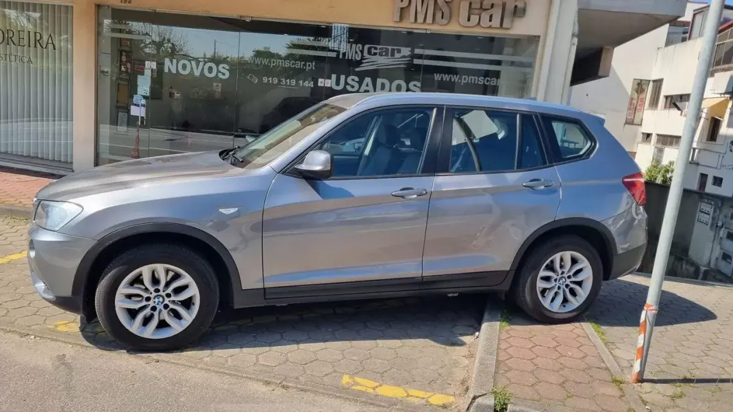 BMW X3 2011 - 13500 EUR, 174992 km - 174992km - foto 2 de 23