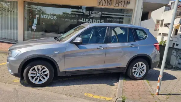 BMW X3 2011 - 13500 EUR, 174992 km - AUTO.MOTO.pt - 174992km - foto 2 de 23