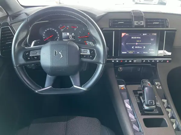 DS DS7 Crossback 2020 - 18500 EUR, 134000 km - AUTO.MOTO.pt - 134000km - foto 10 de 14
