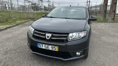 Dacia Sandero 2016 - 5950 EUR, 150000 km - AUTO.MOTO.pt - 150000km - foto 9 de 15