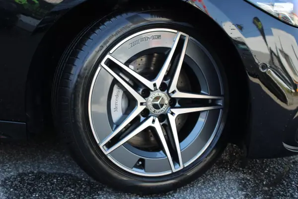 Mercedes-Benz C 220 2022 - 42900 EUR, 78901 km - AUTO.MOTO.pt - 78901km - foto 8 de 31