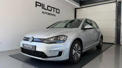 Volkswagen e-Golf 2019 - 16490 EUR, 74201 km - 74201km - foto 1 de 27