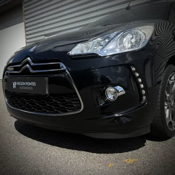 DS DS3 2014 - 11900 EUR, 94000 km - AUTO.MOTO.pt - 94000km - foto 12 de 14
