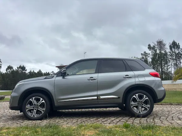 Suzuki Vitara 2015 — foto 3 de 15