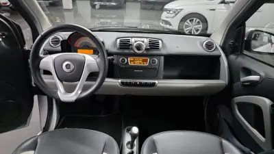 Smart ForTwo Coupé 2014 - 8990 EUR, 130000 km - AUTO.MOTO.pt - 130000km - foto 6 de 42