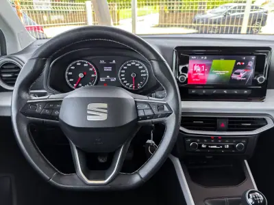 SEAT Arona 2021 - 15500 EUR, 68935 km - AUTO.MOTO.pt - 68935km - foto 16 de 21